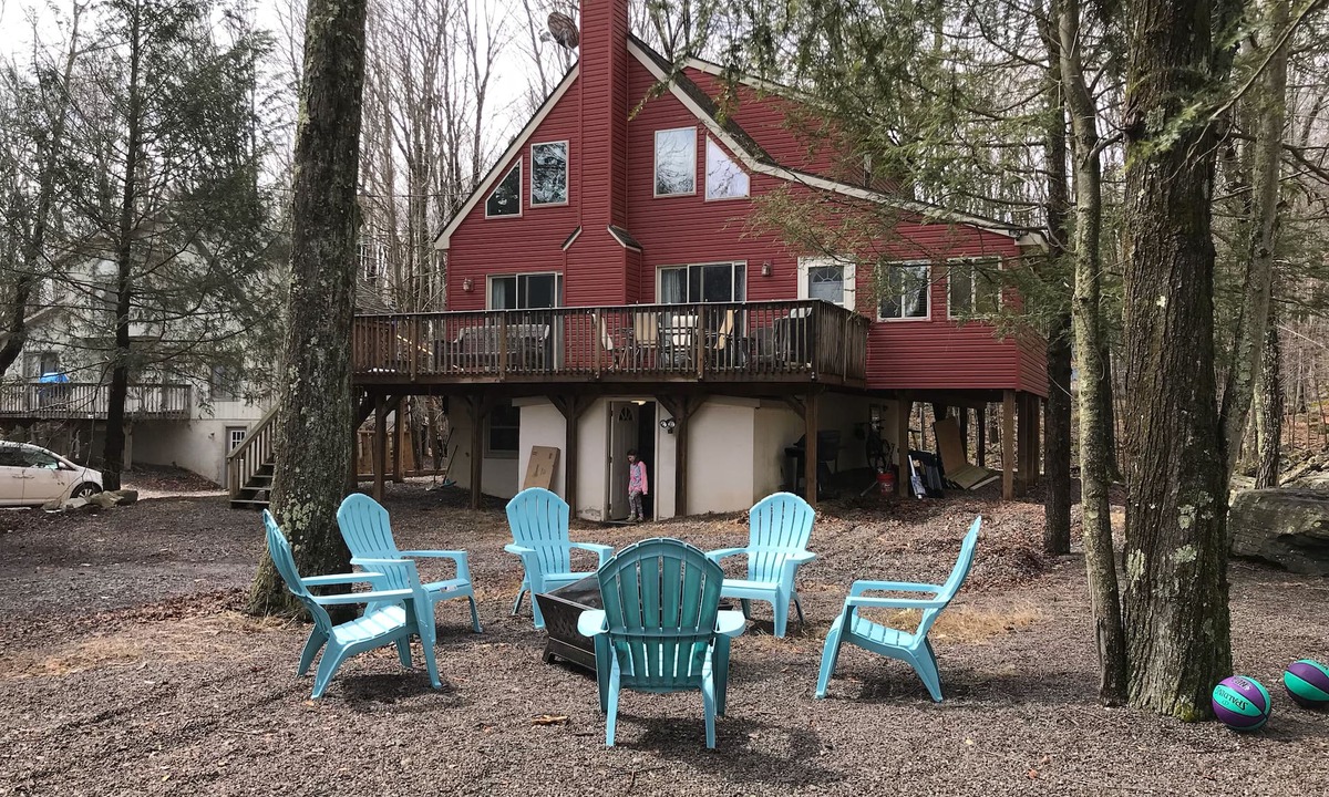 Hamlin House | Steps away from the main beach/pool in the Hideout