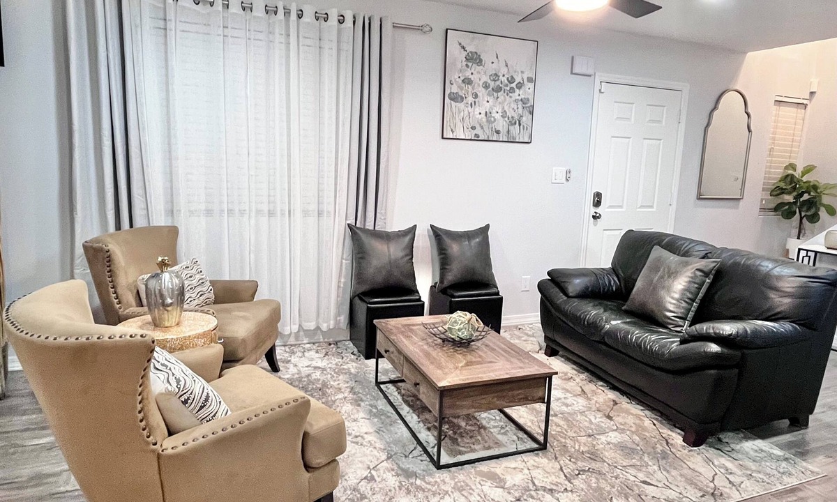 Mesa Grande Condo | Steps from Cubs Stadium - Perfect Game Day Condo! Near Tempe and Scottsdale!