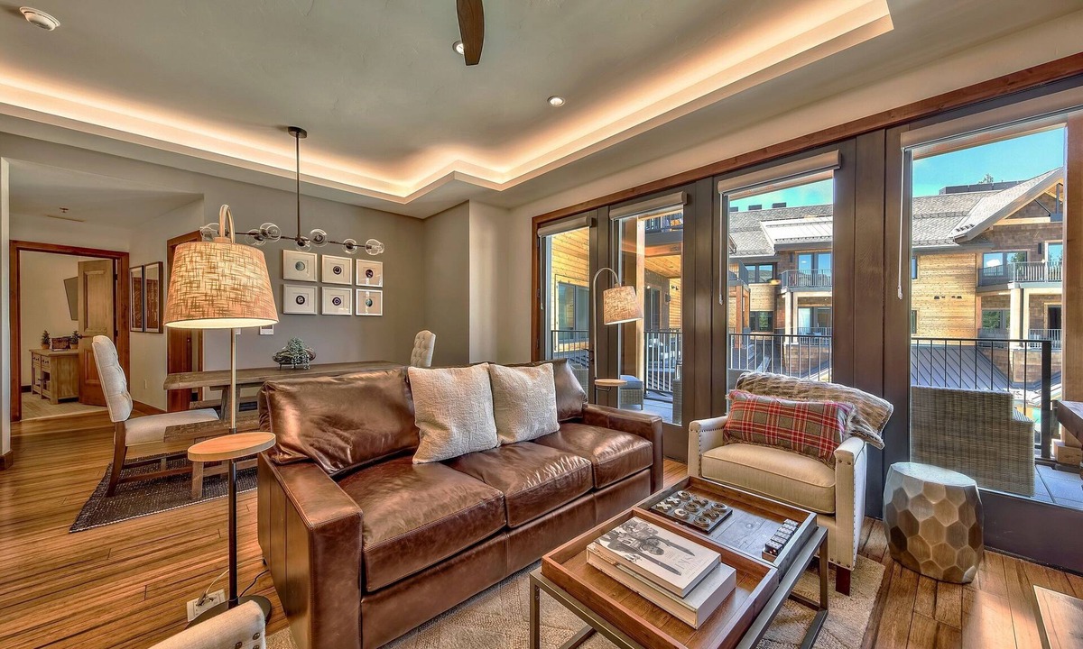 Lakeside Park Condo | Steps From Heavenly Village & Gondola-Luxury 3Br Residence