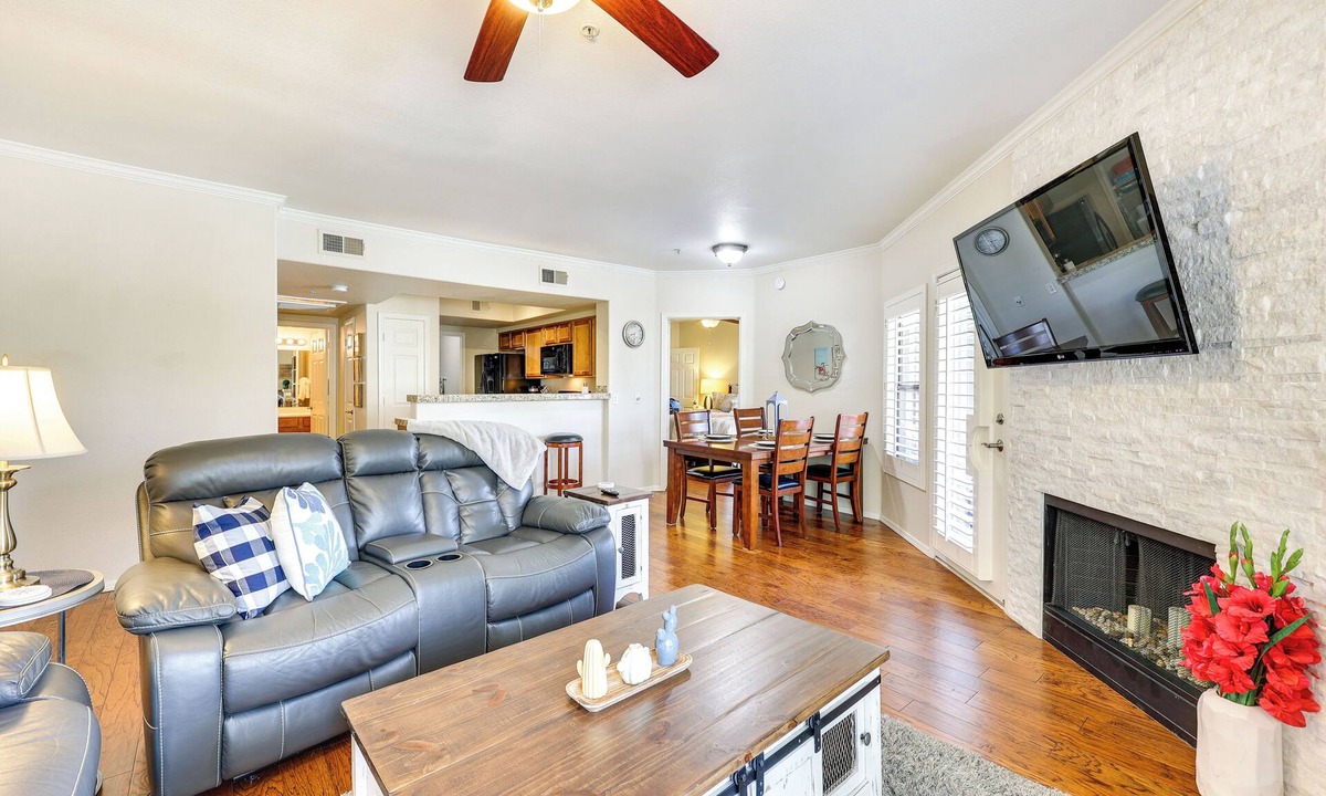 North Scottsdale Condo | Steps to Pool! Family-Friendly Scottsdale Retreat
