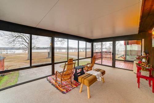 Hardin House | Steps to Shore: Group Getaway on Kentucky Lake!
