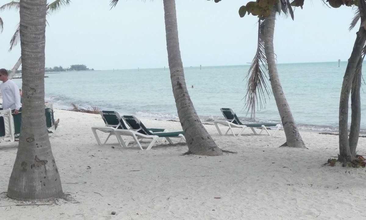 Key West Condo | Steps To The Beach And The Sunrise