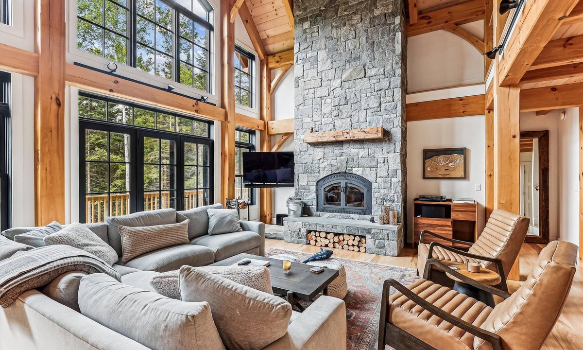 Morrisville House | Sterling Retreat: 4 br, wood fireplace, deck, firepit, private!