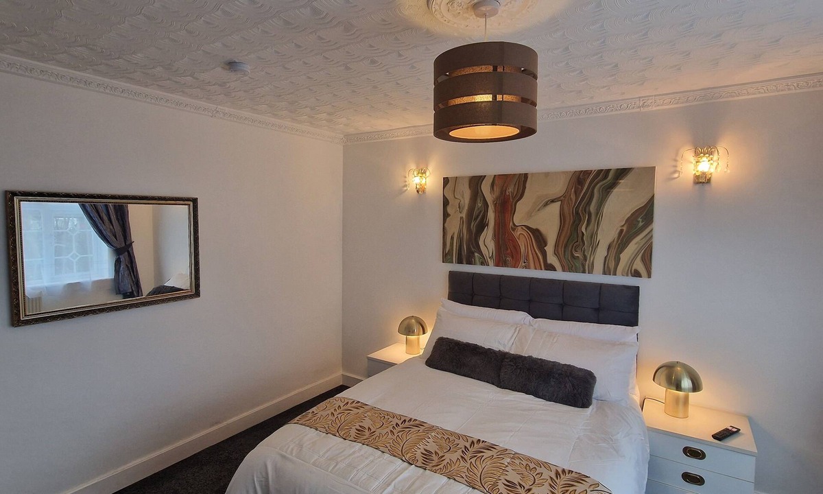 High Wycombe Cabin | Steyn Guest Lodge