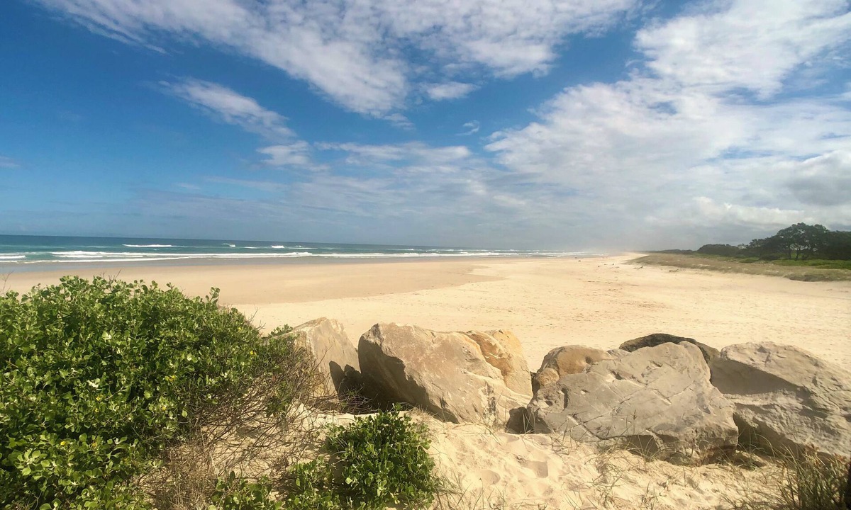 Empire Vale Apartment | Sth Ballina. Peace, nature, river, beach. Big, modern studio with everything.