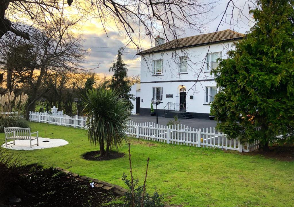 Grays House | STIFFORD CLAYS FARM HOTEL