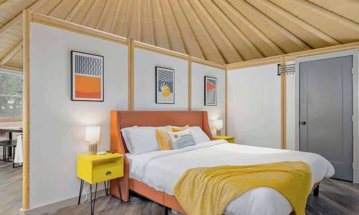 Canyon Lake Cabin | Stillwater Luxe Texas Yurt-Canin | Hot Tub | Glamp