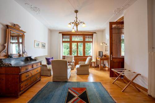 Waldhaus Flims Apartment | Stilvolle 3-Zimmer Wohnung in Jugendstilvilla