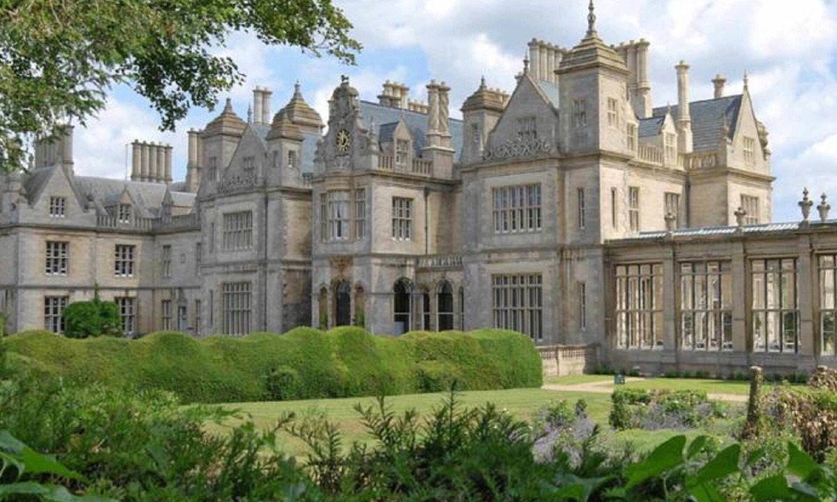 Old Somerby Hotel | Stoke Rochford Hall