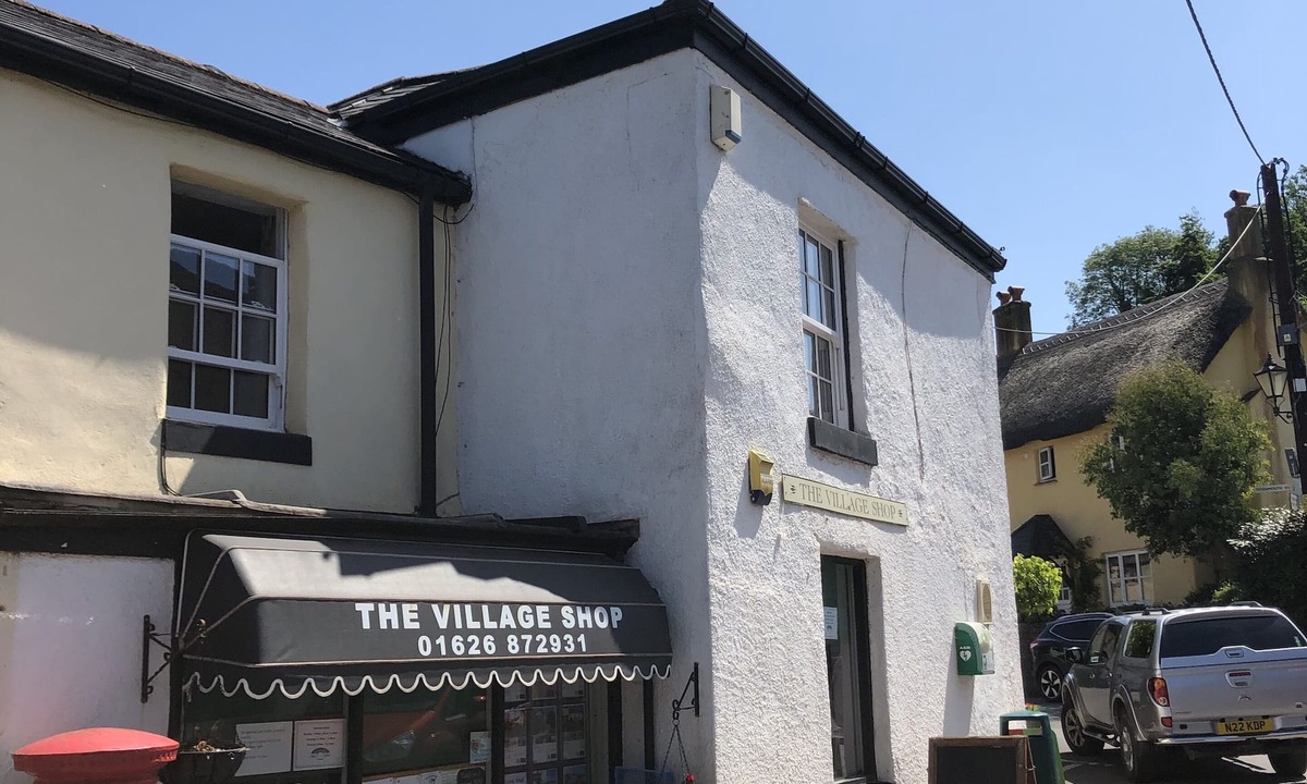 Stokeinteignhead Apartment | Stokeinteignhead - 2 Bedroom Apartment - Pet Friendly