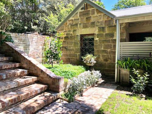 Cammeray Villa | Stone 1Bedroom Cottage