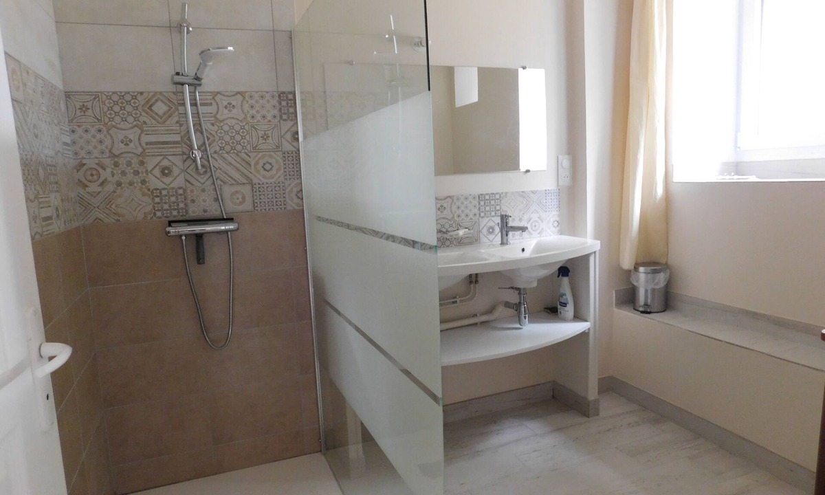 Louge-sur-Maire House | Stone country house 142 m2