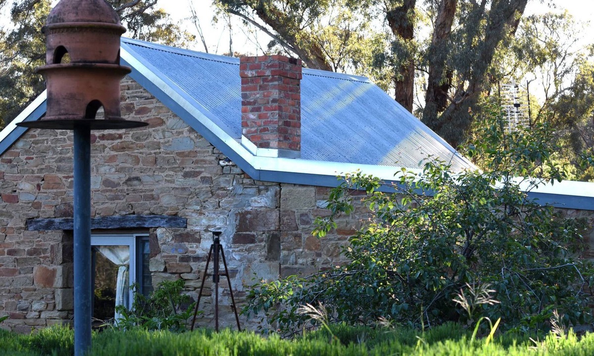 Castlemaine Cottage | Stone Edge - North Cottage
