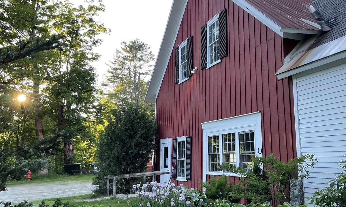 Chester Bed & Breakfast | Stone Hearth Inn and Eatery