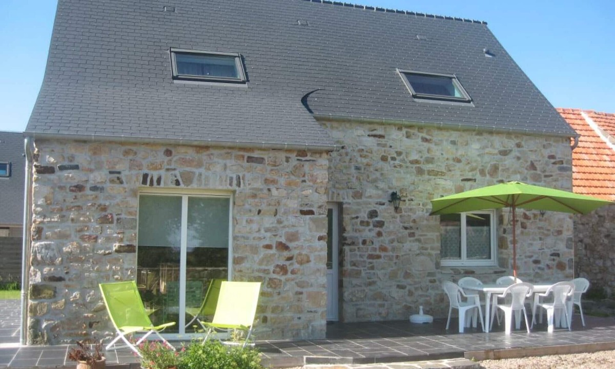 Les Moitiers-d'Allonne Cottage | Stone house 6 pers, pets allowed, WiFi, private terrace