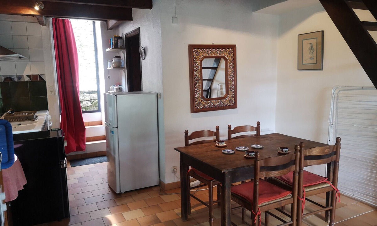 Vissec House | Stone house in the heart of Larzac, free-roaming horses and horse-drawn carriage rides