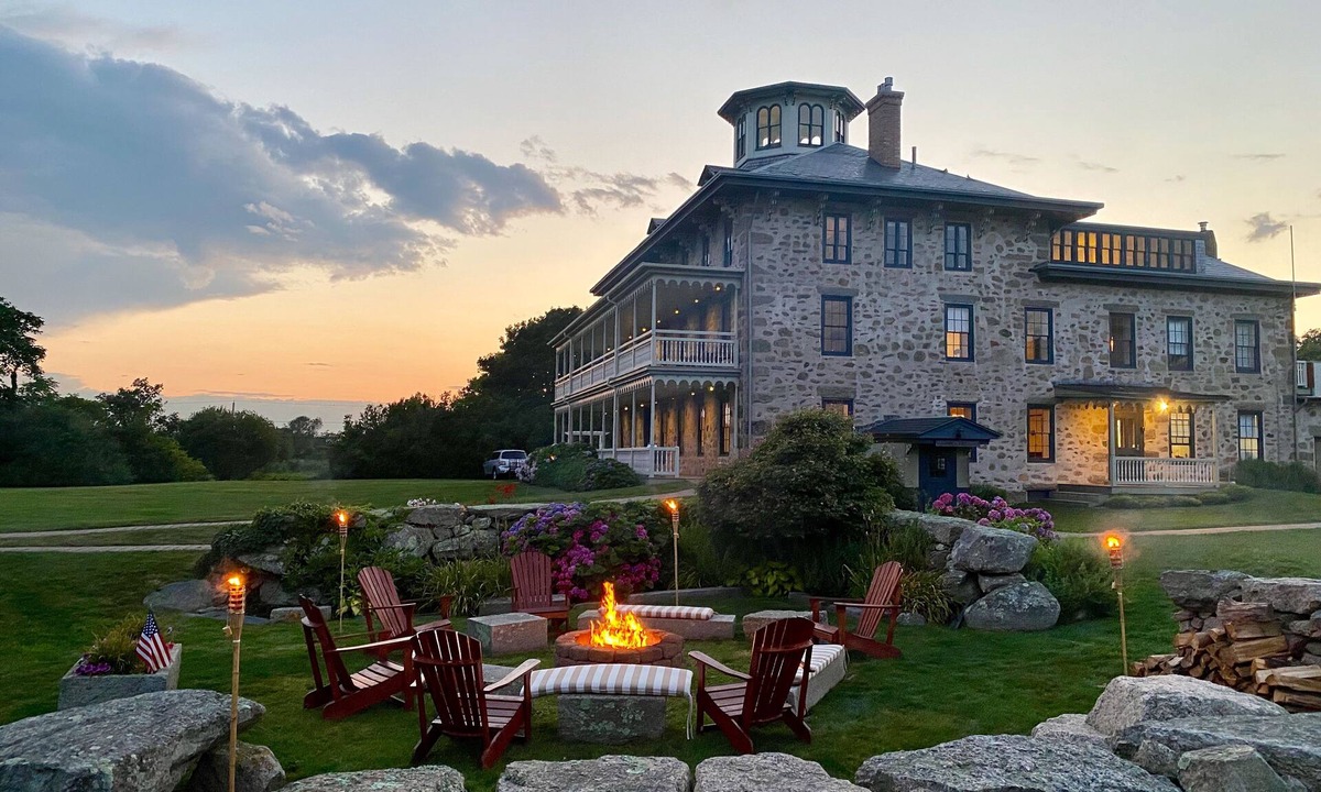 Little Compton Hotel | Stone House Inn