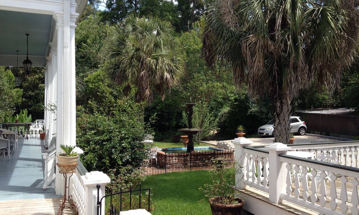 Natchez Bed & Breakfast | Stone House Musical B&B