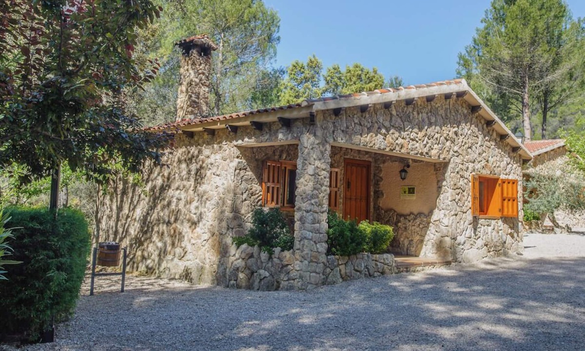 Yeste House | Stone house nº1 for 4 people, Batan Rio Tus