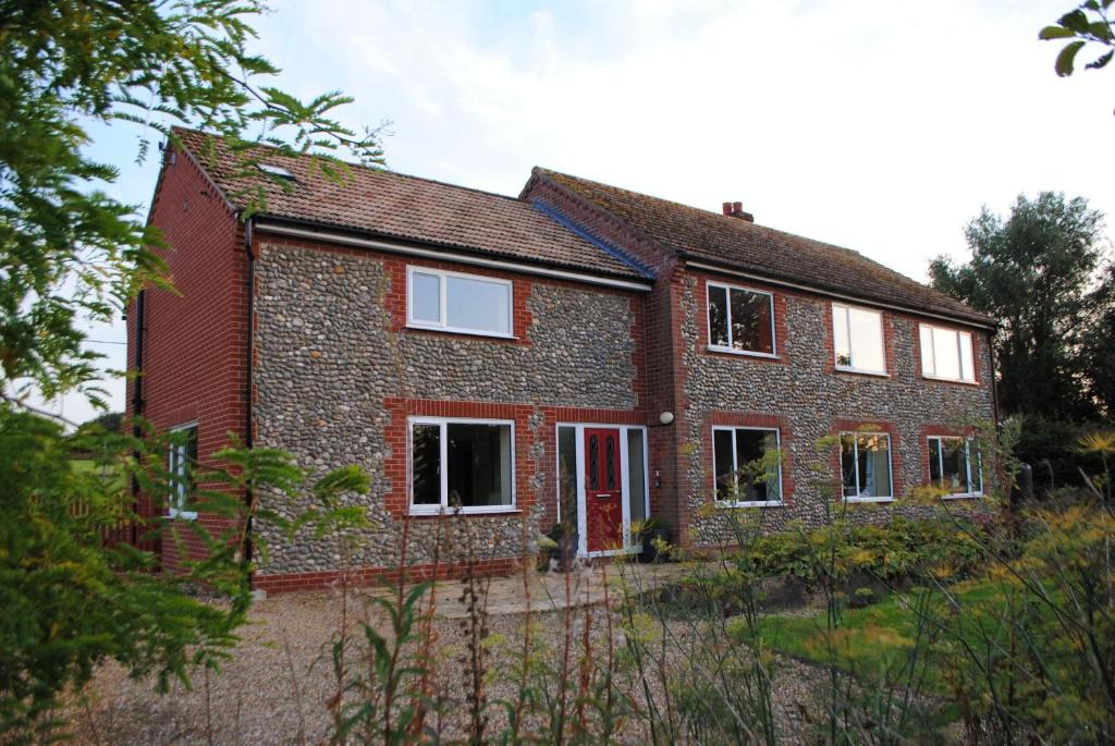 Bodham Bed & Breakfast | Stone Lodge