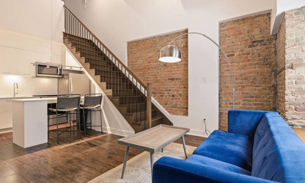 Chinatown Apartment | Stone Loft 3BR Downtown Montreal