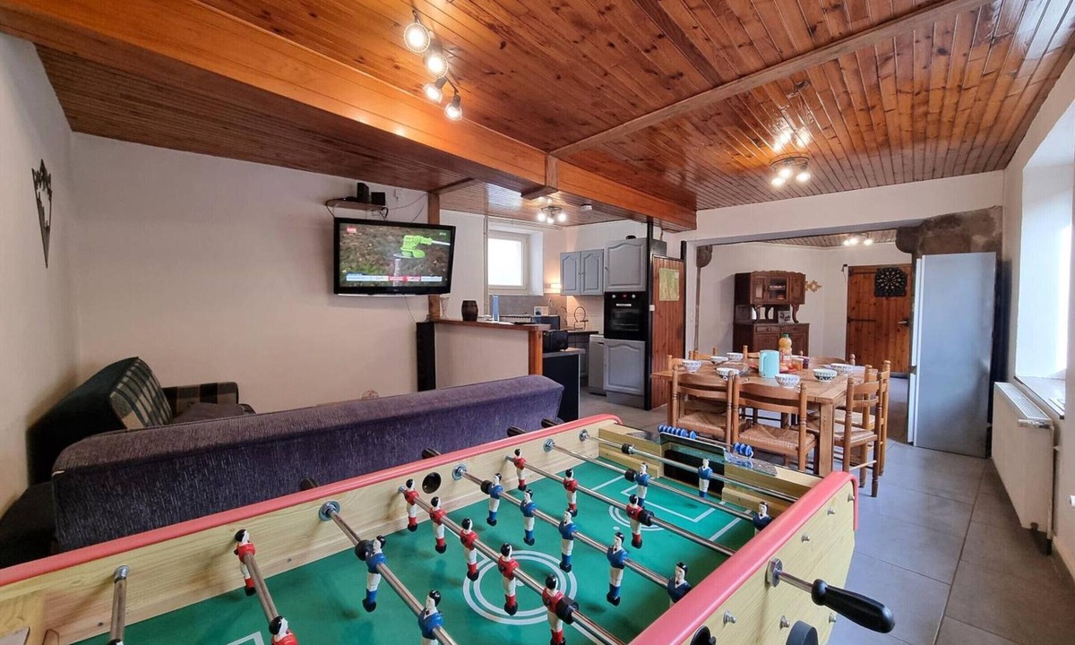 Chalmazel-Jeansagniere Cottage | Stone village house in Chalmazel, ideal for nature