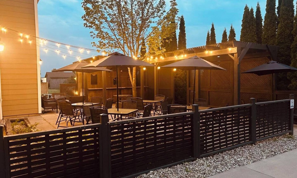 St. Mary's Hotel | Stone Willow Inn