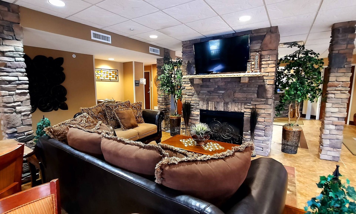 Cherokee Hotel | Stonebrook Lodge Cherokee