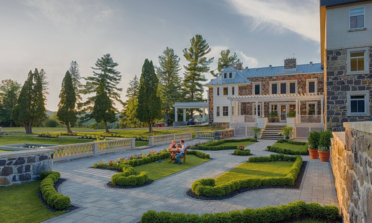 Sainte-Agathe-des-Monts Hotel | StoneHaven Le Manoir Relais & Châteaux