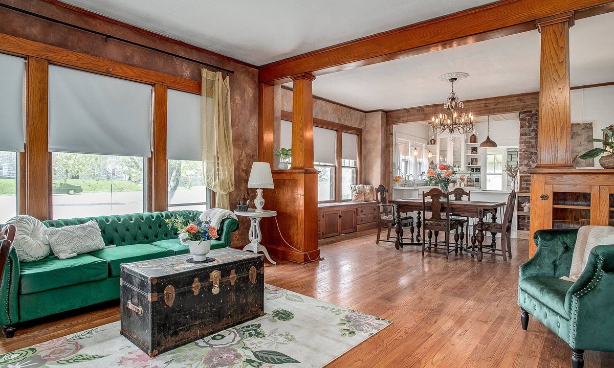 Independence House | Stonehouse - A Stunning 1920's Dream