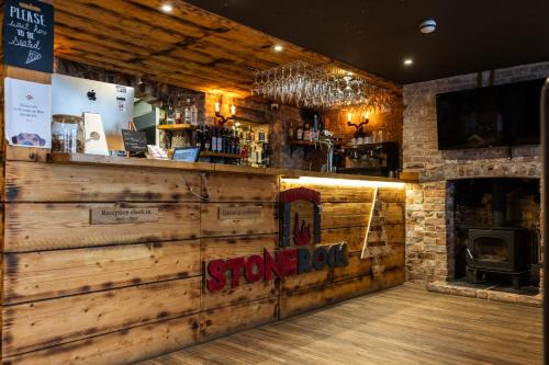 Chepstow House | Stonerock Lodge