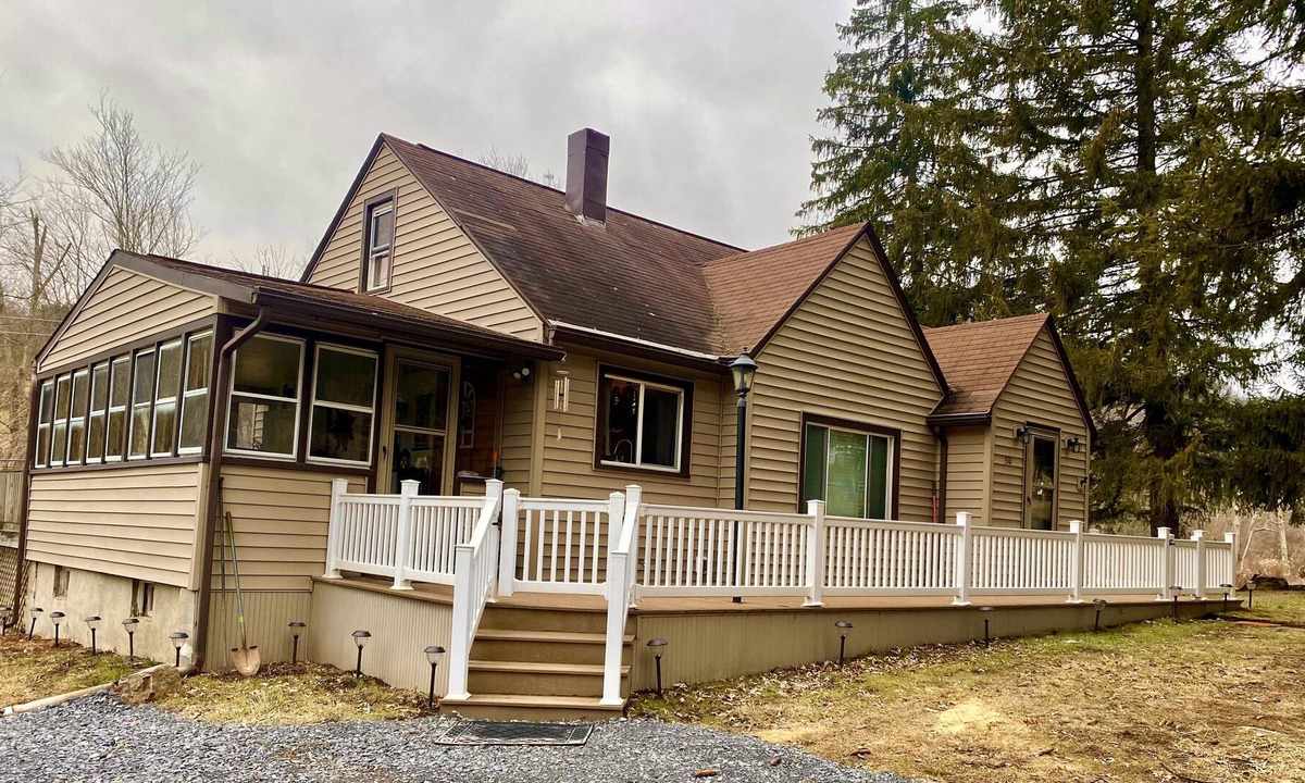 Port Matilda Cottage | Stoney Bottom Cottage