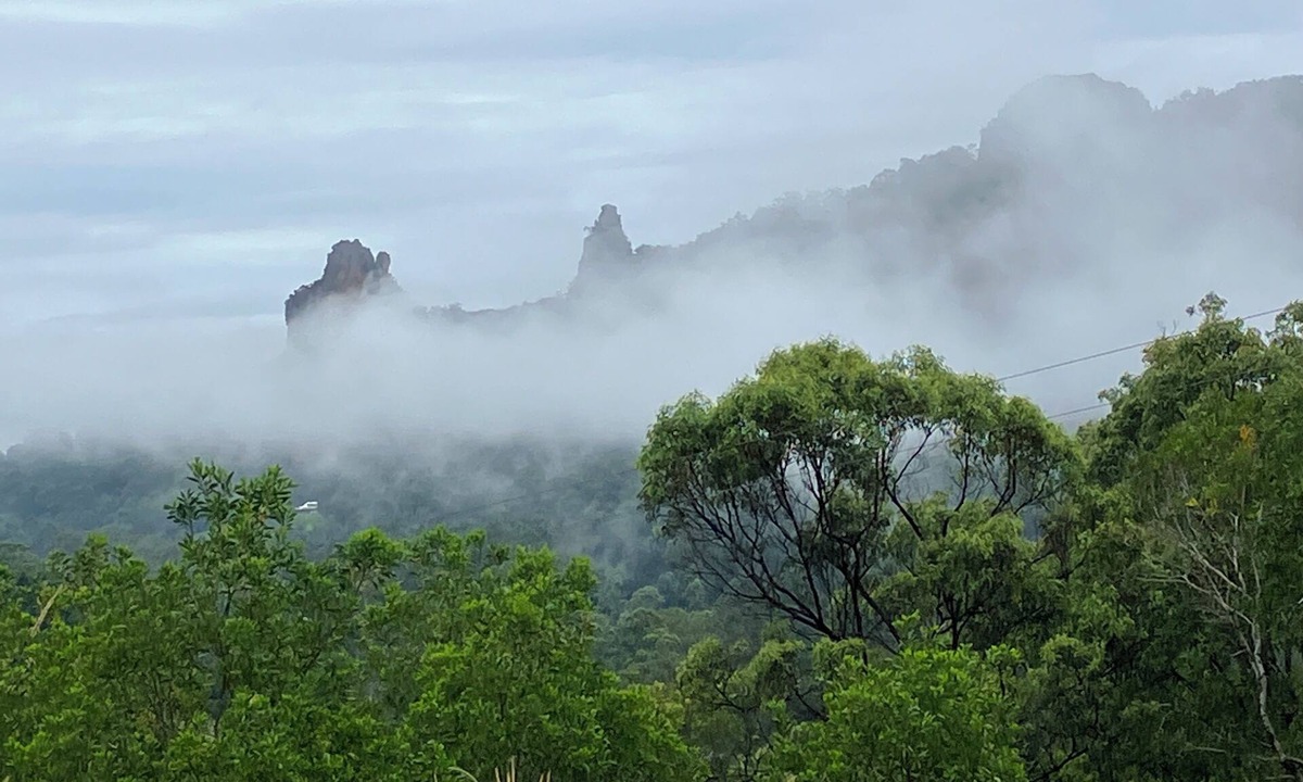 Nimbin Apartment | Stoney Chute Studio