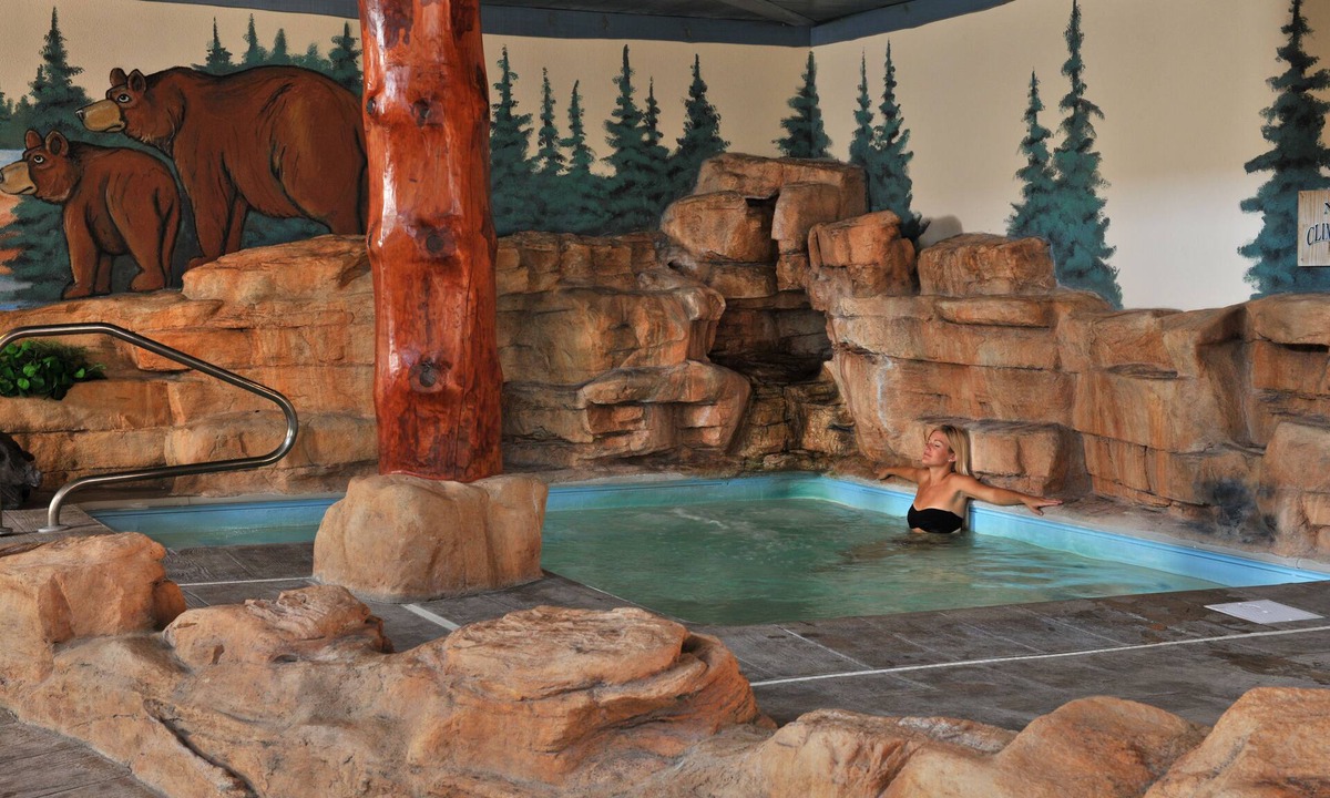 St. Joseph Hotel | Stoney Creek Hotel St. Joseph