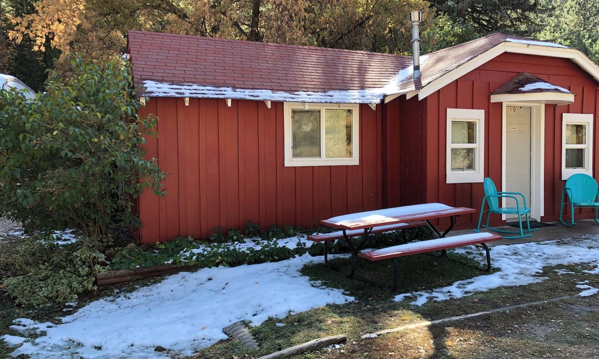 Loveland Cabin | Stoney River Lodge - Unit 10 - Wolf