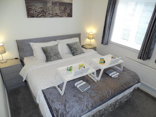 Fishlake Apartment | Stony Apartment House