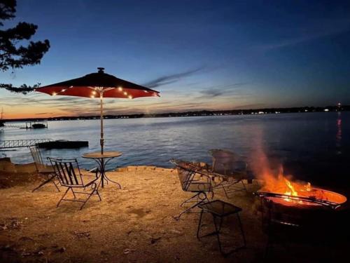 Dennis House | Stony Point Gated Resort