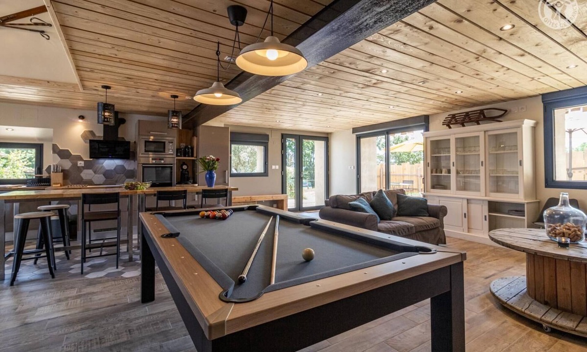 La Biolle House | STOPOVER 1695 - LA BIOLLE