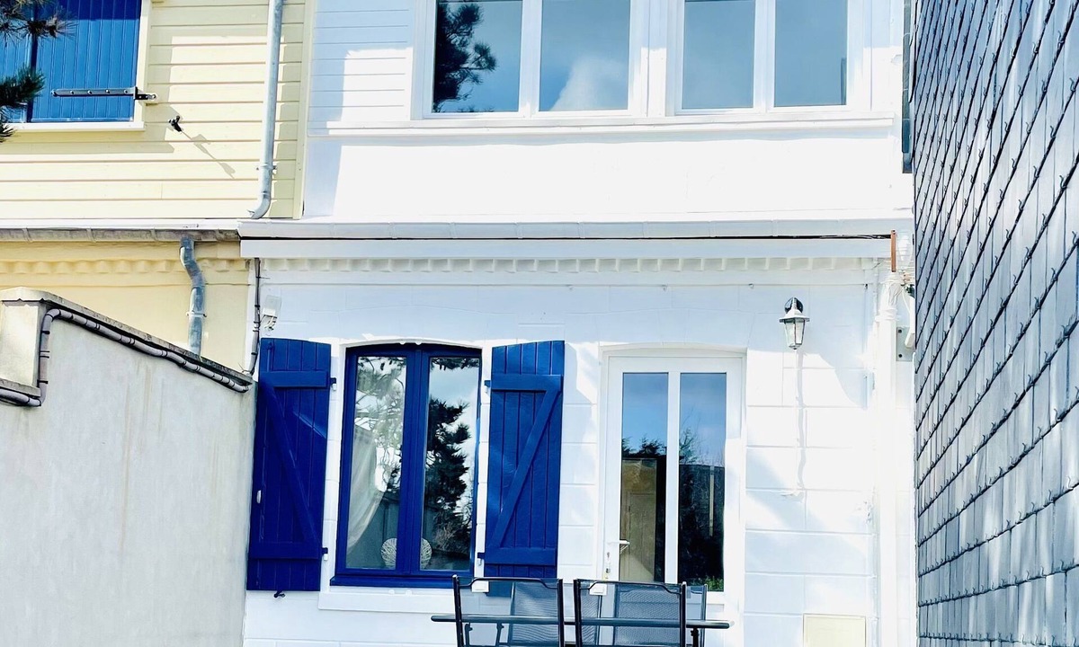 Cayeux-sur-Mer House | "Stopover 7