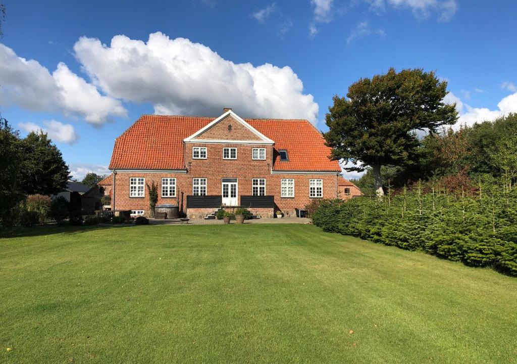 Vemb Apartment | Store Sand