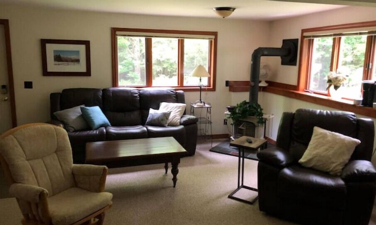 Stowe Hollow Apartment | Stowe Hollow Hideaway