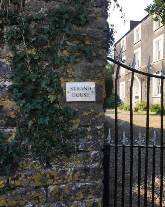 Laugharne House | Strand House