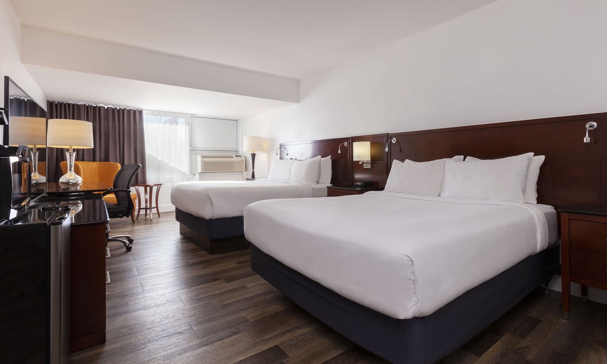 Kingston Hotel | Strata Hotel