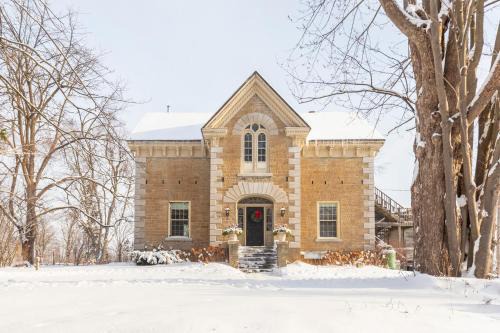 Ottawa Division House | Strathmere Country Retreat