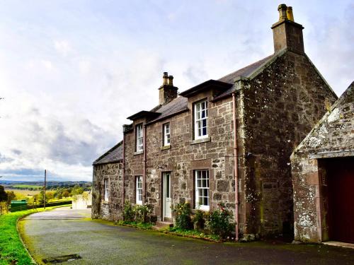 Saint Cyrus House | Straton Cottage