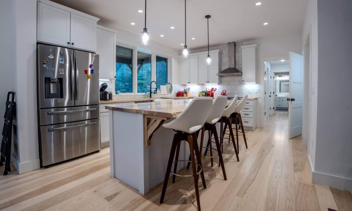 Stratton Mountain House | Stratton; 4 min. Luxury-Hot Tub-Shuttle-EV-Kings