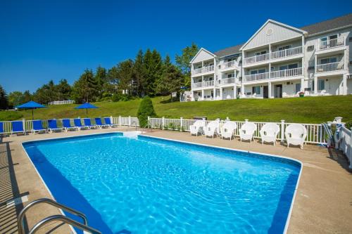 Glen Cove Hotel | Strawberry Hill Seaside Inn