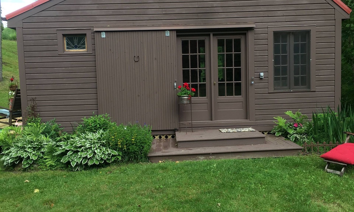 Buskirk Cabin | Streamside Rustic cabin