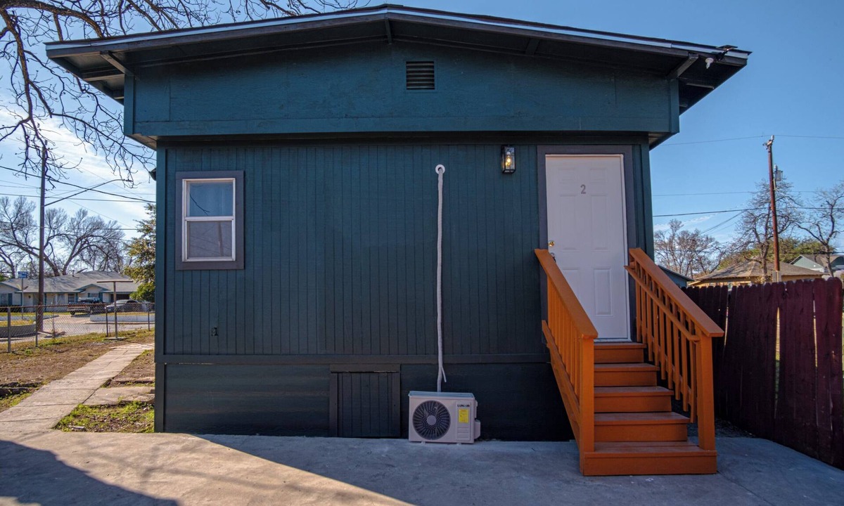 Denver Heights Apartment | Stroll to the Dome: Sleek 1BR near Downtown