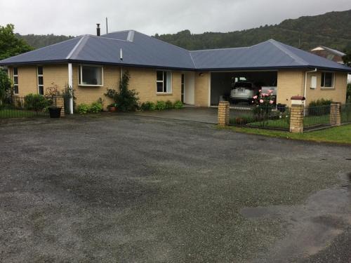 Reefton House | Stu's Place